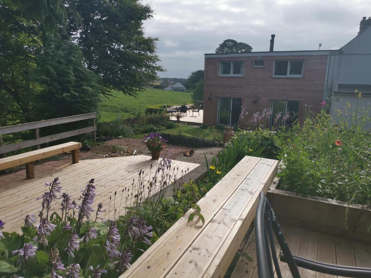 Relax In A 1 Bedroom Near A Country Pub *